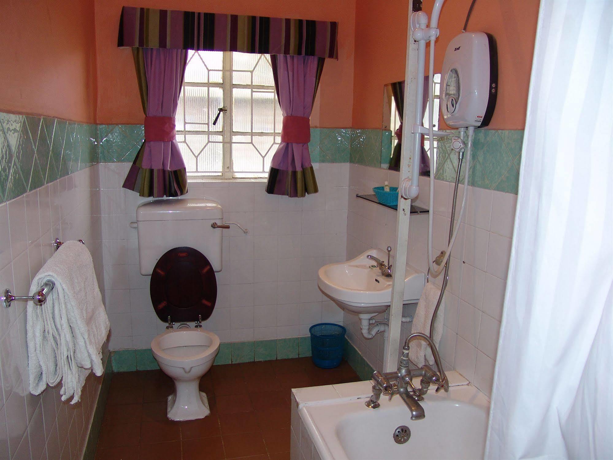 Sirona Getaway Hotel Nairobi Bagian luar foto